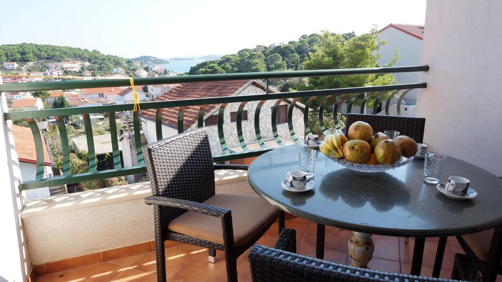 Villa Dvorine Tisno Zimmer foto